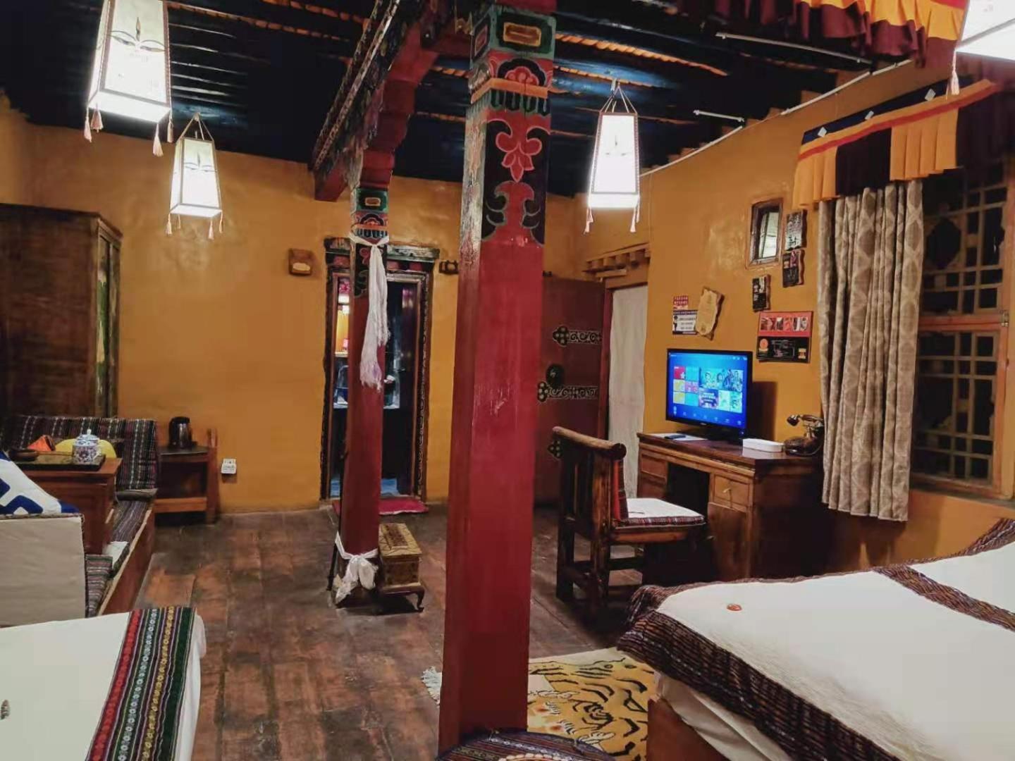 Shambhala Palace Hotel Lhasa Exterior foto
